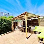 Σπίτι διακοπών V&v Lloret-villa Wilma, Casa A 800m Playa Fenals Con Aire Acondicionado Y Piscina Comunitaria Con Jardin Λορέτ Ντε Μαρ