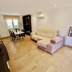 V&v Lloret-villa Wilma, Casa A 800m Playa Fenals Con Aire Acondicionado Y Piscina Comunitaria Con Jardin Σπίτι διακοπών